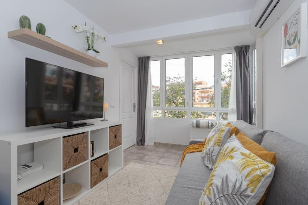 Apartamento Los Abedules เบนัลมาเดนา ภายนอก รูปภาพ